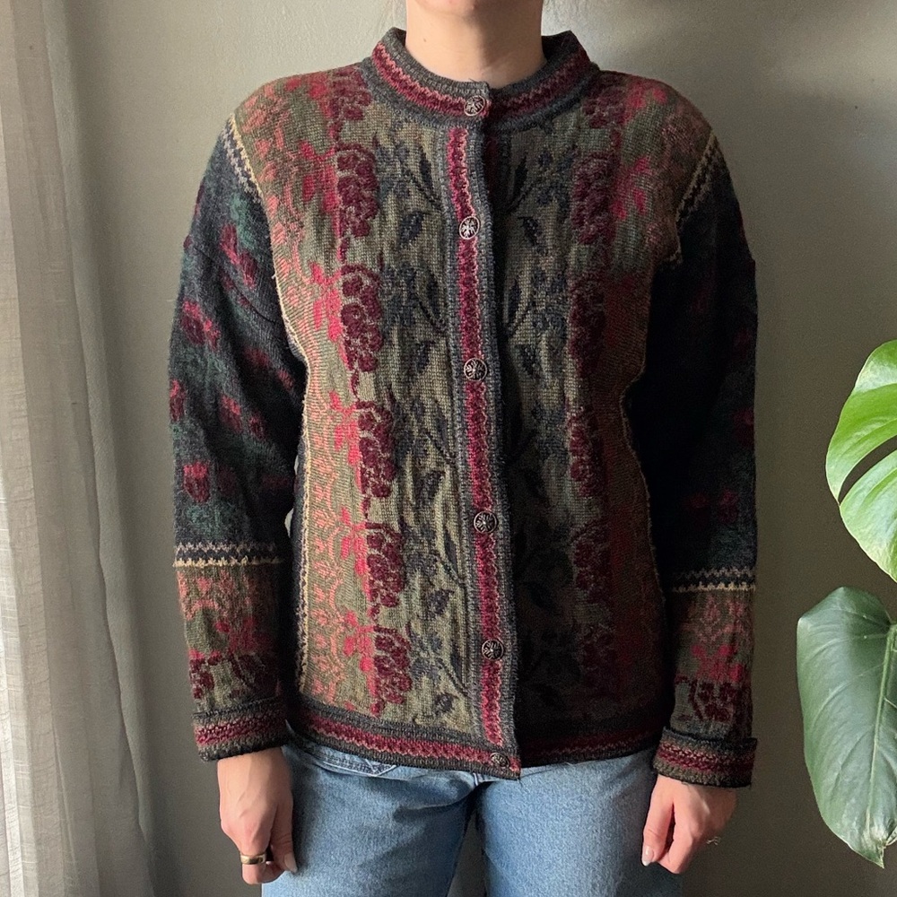 Vintage Chessy Lewis England button up wool blend cardigan sweater — size large